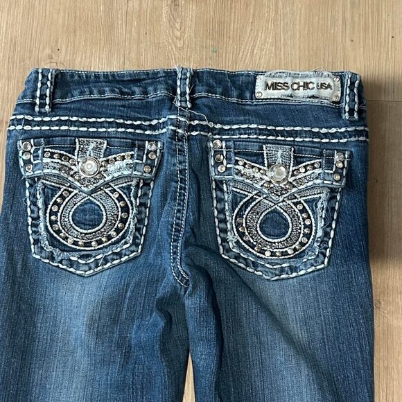 Women's Blue and Navy Jeans - Picture 2 of 4